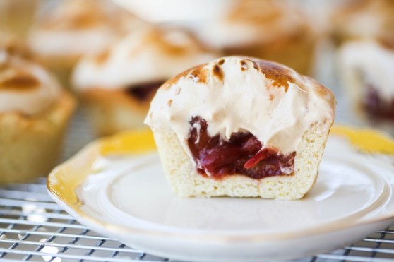 cherry meringue mini pies-1