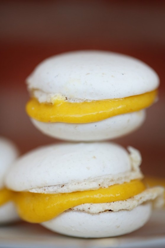 mango curd macarons