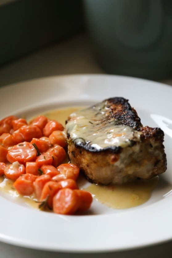 Rosemary Pork and Carrots006