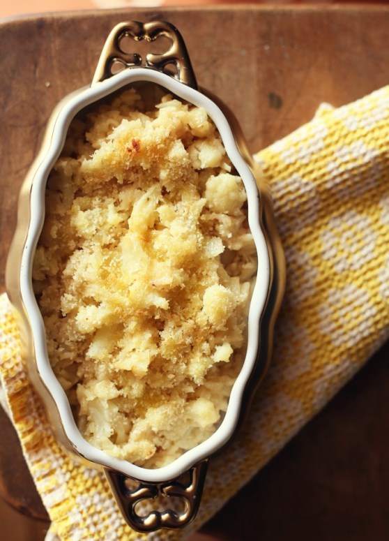 Cheesy Cauliflower & Rice Bake