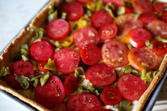 pre-baked tomato and green chile tart