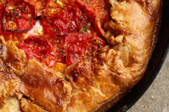 Deep Dish Rustic Tomato Pie